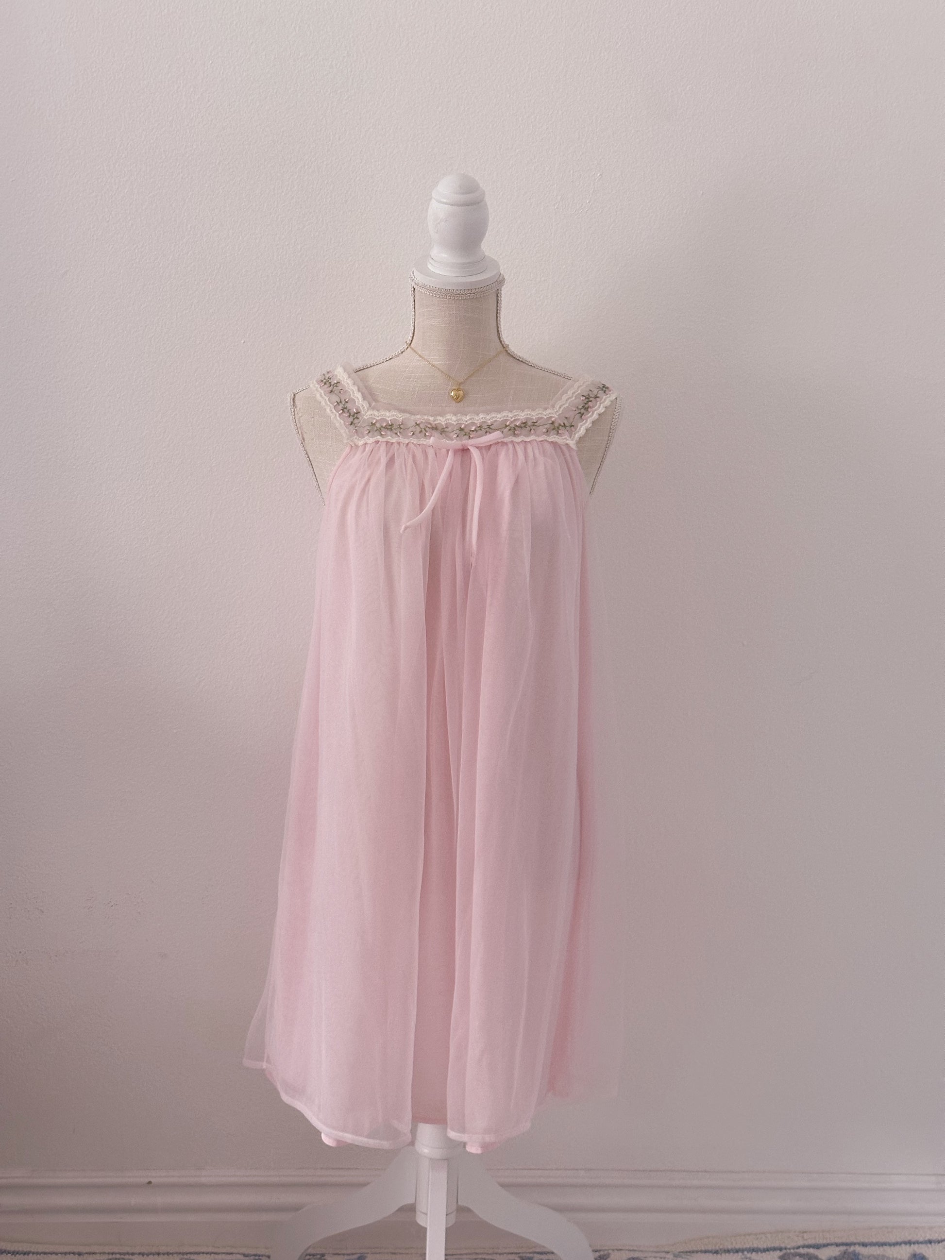 Vintage 1960s Pink Babydoll slip dress nightgown size: M