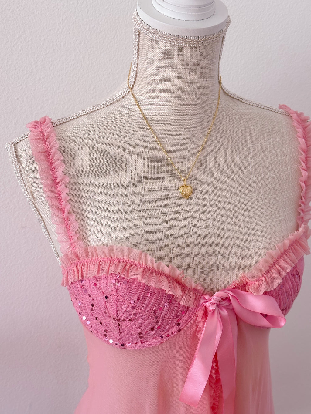 Vintage Victoria's Secret Pink babydoll lingerie sequin top size: 34 B