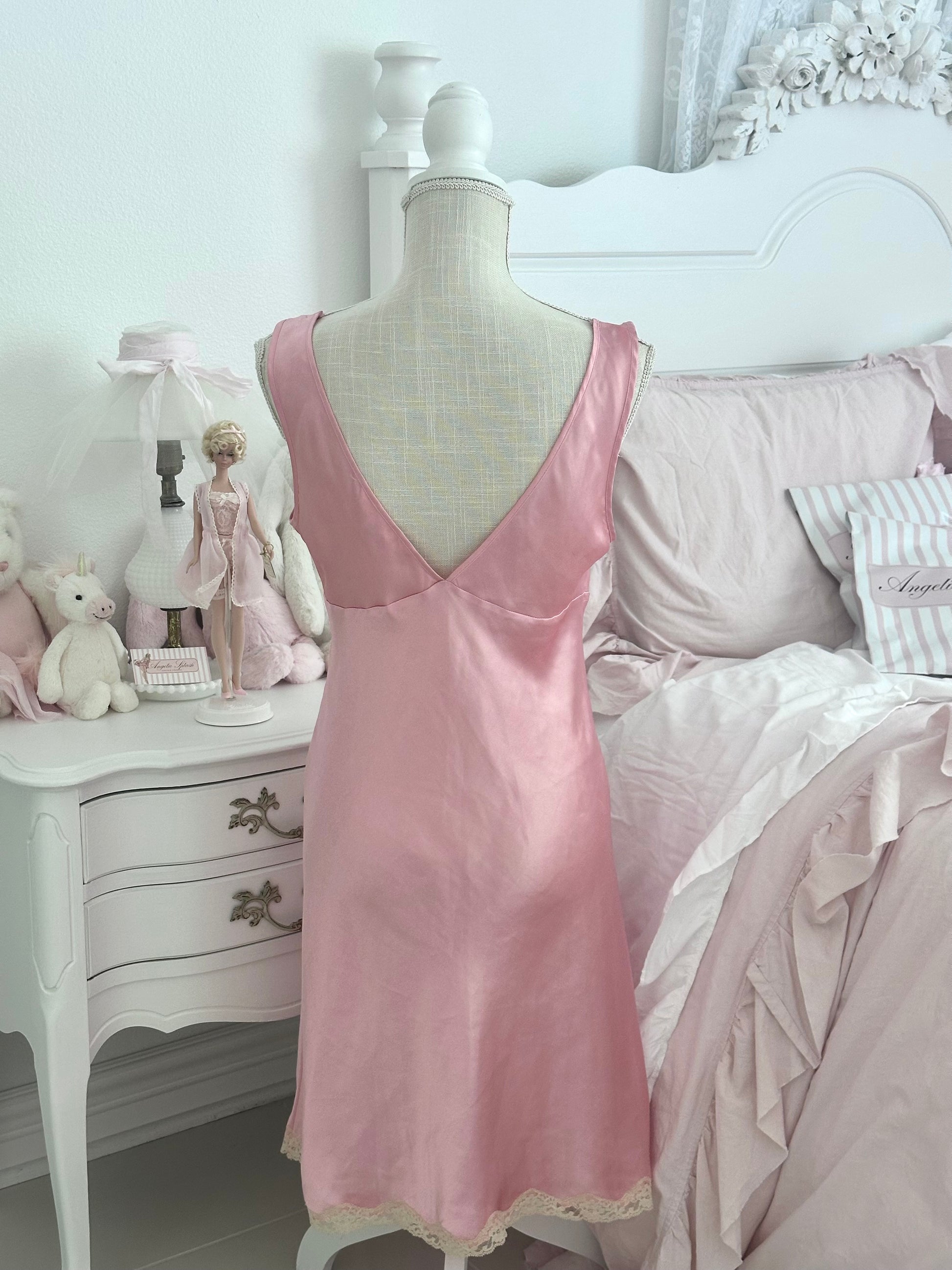 Vintage 2005 Victoria’s Secret Pink Slip Dress with Nude Lace Trim Size: M