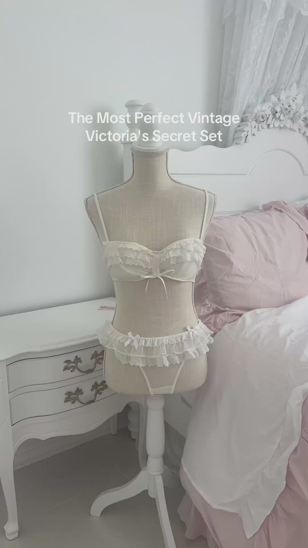 Vintage 2011 Victoria’s Secret NWT Bridal Lingerie Set Size: 34B/M